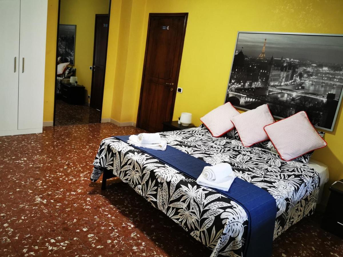 Отель Bella Roma - Ee Экстерьер фото